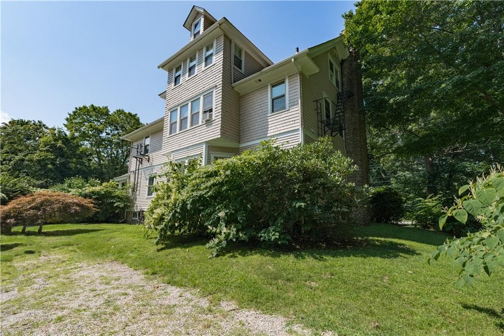 Condominium at 1729 South Road UNIT 1, South Kingstown, photo 26 of 45