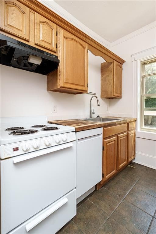 Condominium at 1729 South Road UNIT 1, South Kingstown, photo 10 of 45