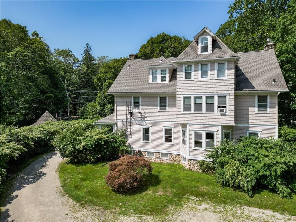 Condominium at 1729 South Road UNIT 1, South Kingstown, photo 40 of 45