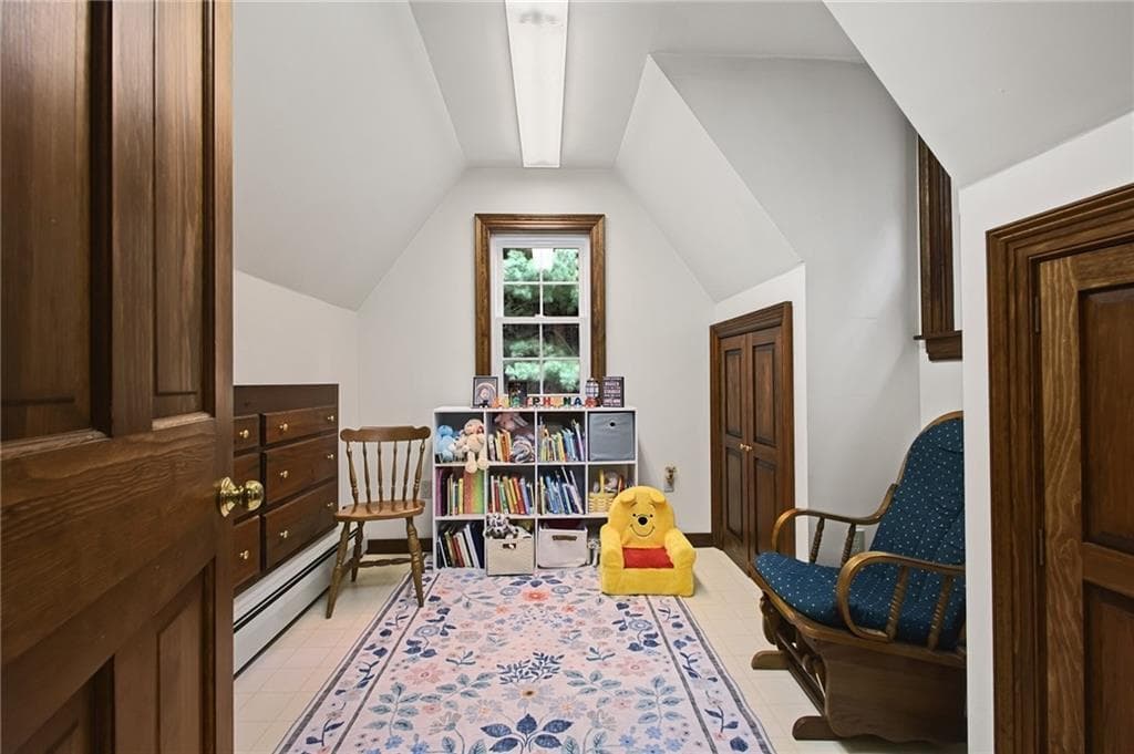 Single Family Residence at 15 Paine District Road, Woodstock, photo 23 of 29