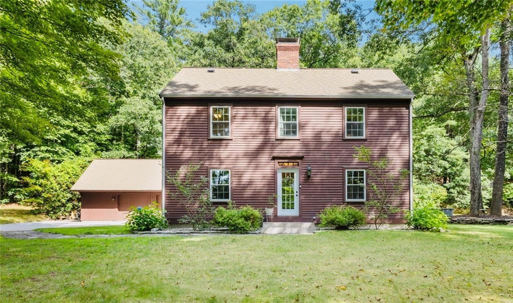 Single Family Residence at 15 Paine District Road, Woodstock, photo 2 of 29