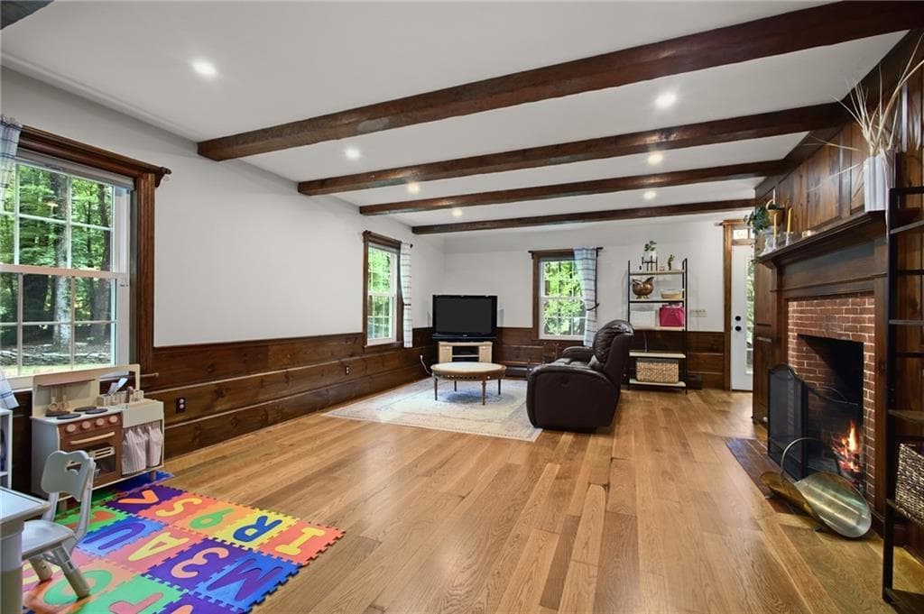 Single Family Residence at 15 Paine District Road, Woodstock, photo 11 of 29