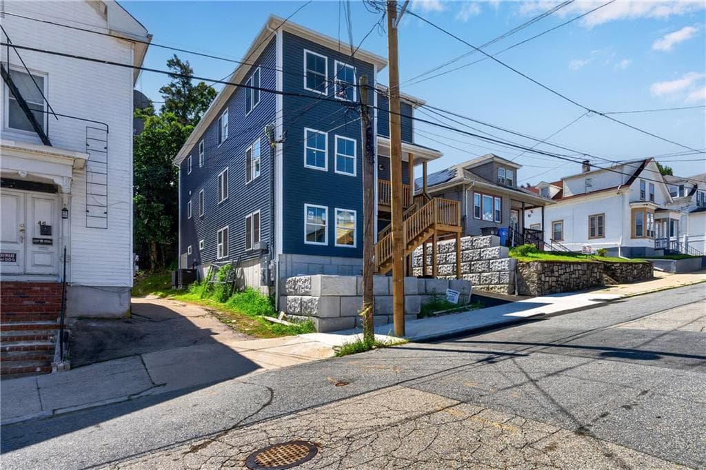 Multi Family at 50 Armington Avenue, Providence, photo 4 of 29