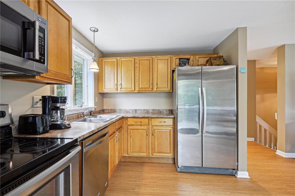 Multi Family at 17 Clara Lane, Narragansett, photo 9 of 43