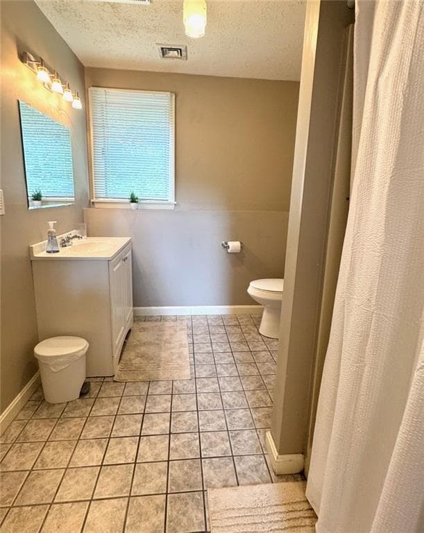 Multi Family at 17 Clara Lane, Narragansett, photo 38 of 43