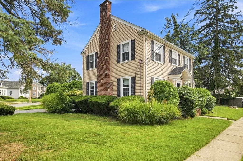 Single Family Residence at 80 Knollwood Avenue, Cranston, photo 37 of 40