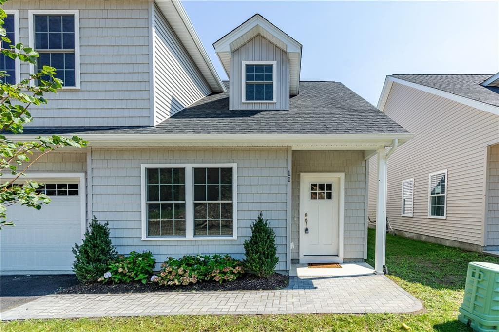 Condominium at 13 Fieldstone Way, Johnston, photo 2 of 42