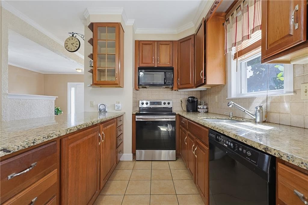 Single Family Residence at 43 Crothers Avenue, Cranston, photo 19 of 32