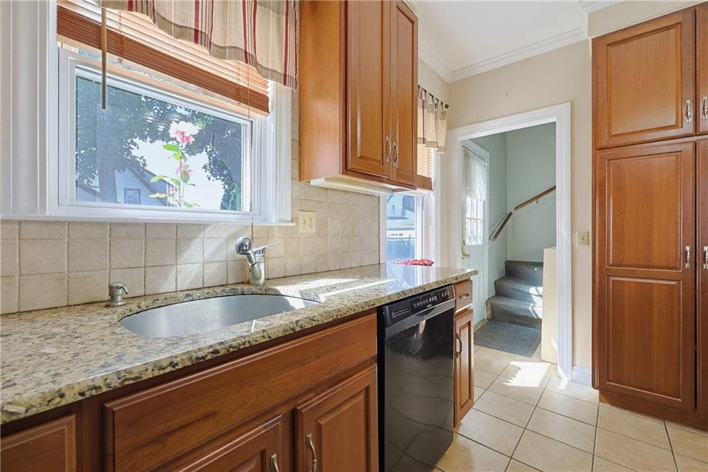 Single Family Residence at 43 Crothers Avenue, Cranston, photo 21 of 32