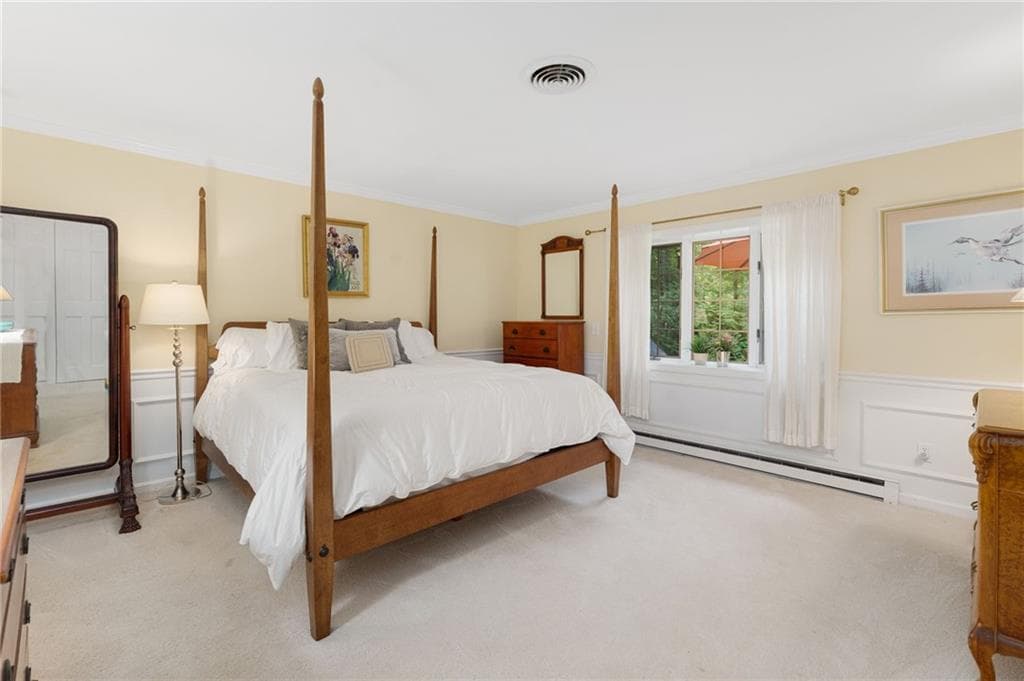 Condominium at 118 Pine Glen Drive Drive, East Greenwich, photo 14 of 22