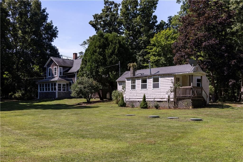 Multi Family at 46 Carr Lane, Jamestown, photo 13 of 50