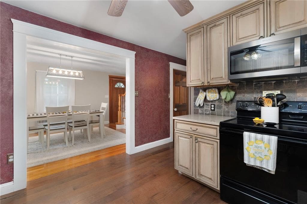 Single Family Residence at 24 Kenmore Street, West Warwick, photo 6 of 47