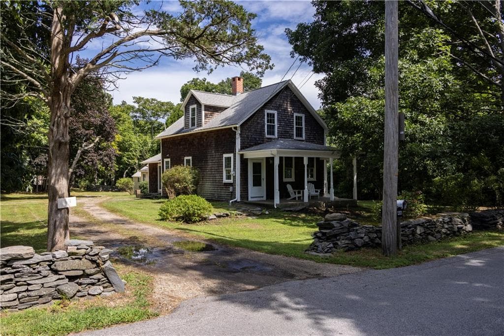 Single Family Residence at 46 Carr Lane, Jamestown, photo 2 of 39