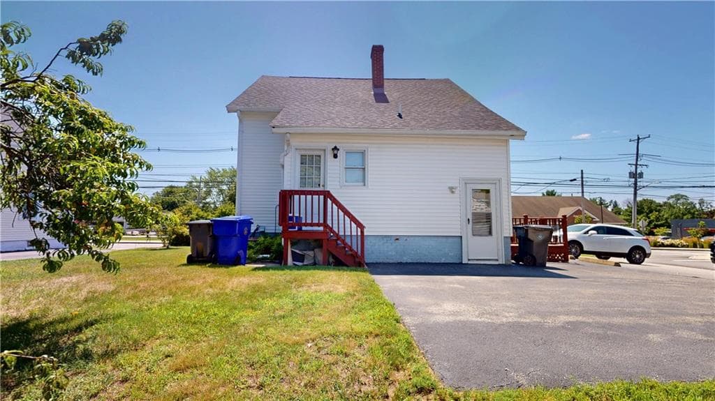 Commercial at 1747 Smith Street, North Providence, photo 19 of 21