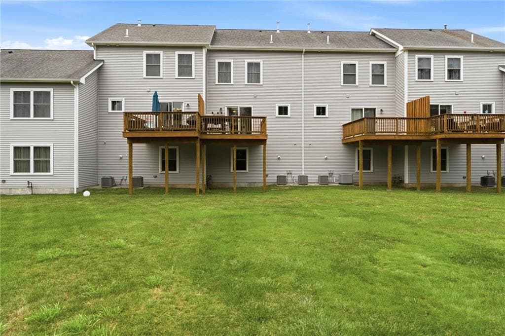 Condominium at 1 Jupiter Lane UNIT D, Richmond, photo 42 of 50
