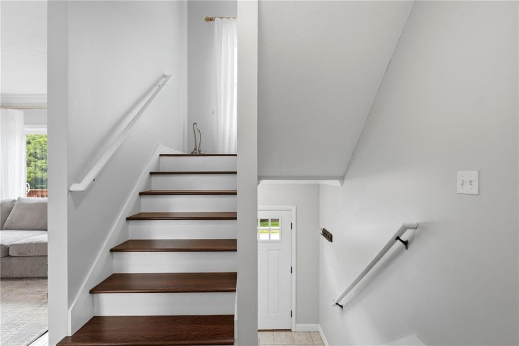 Condominium at 1 Jupiter Lane UNIT D, Richmond, photo 26 of 50