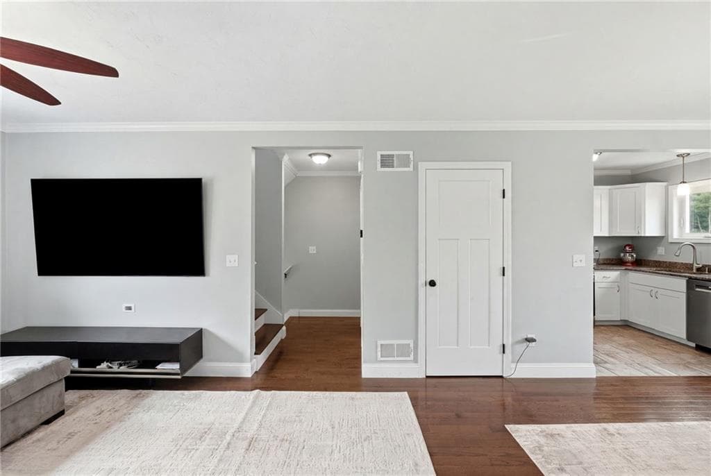Condominium at 1 Jupiter Lane UNIT D, Richmond, photo 7 of 50
