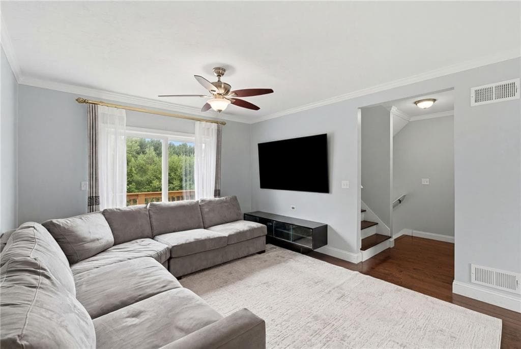 Condominium at 1 Jupiter Lane UNIT D, Richmond, photo 3 of 50