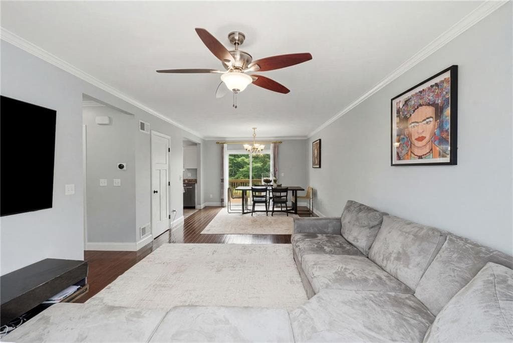 Condominium at 1 Jupiter Lane UNIT D, Richmond, photo 9 of 50