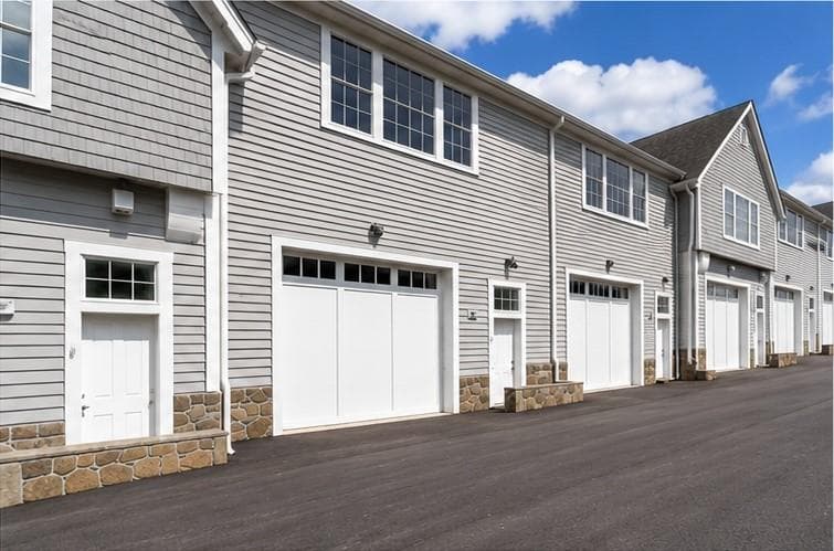 Condominium at 55 John Clarke Road UNIT 23, Middletown, photo 27 of 27