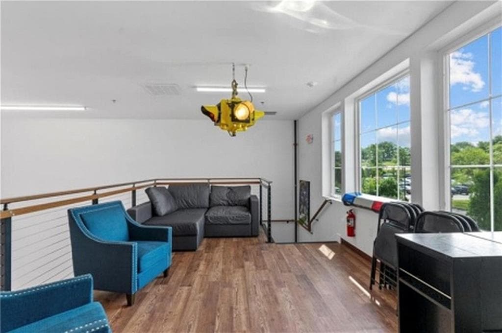 Condominium at 55 John Clarke Road UNIT 23, Middletown, photo 18 of 27
