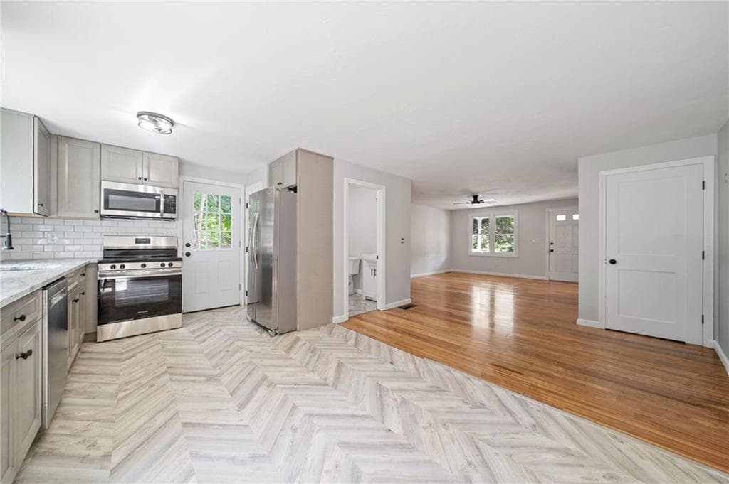 Condominium at 30 Lawn Street UNIT 30, Attleboro, photo 3 of 16