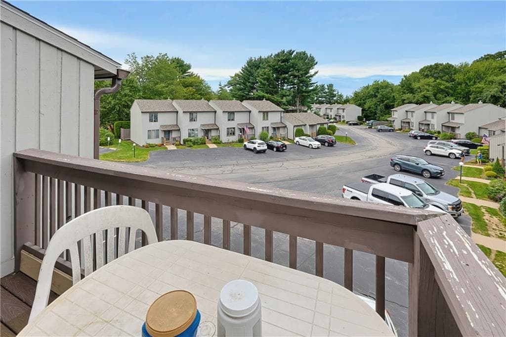 Condominium at 35 Kristee Circle Circle UNIT 35, West Warwick, photo 25 of 26