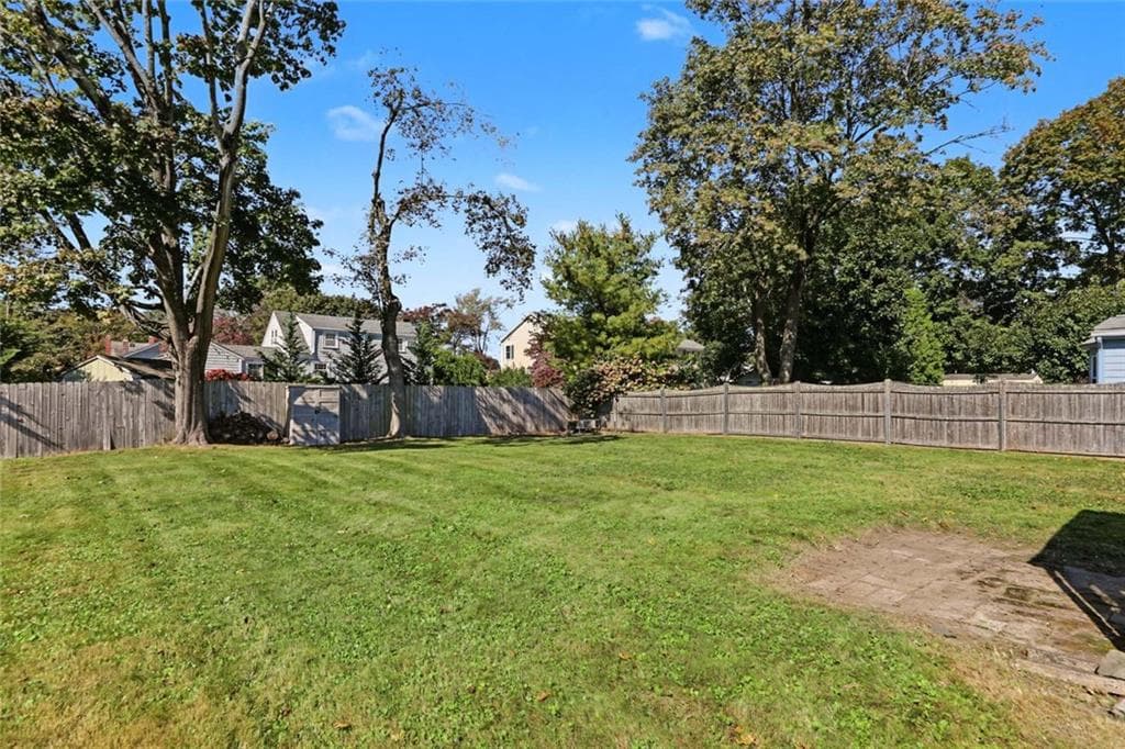 Single Family Residence at 18 Townsend Drive, Barrington, photo 25 of 30