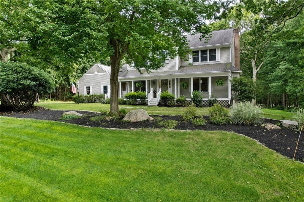 Single Family Residence at 109 Woodridge Drive, North Kingstown, photo 2 of 50