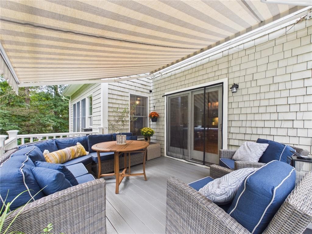 Single Family Residence at 109 Woodridge Drive, North Kingstown, photo 47 of 50