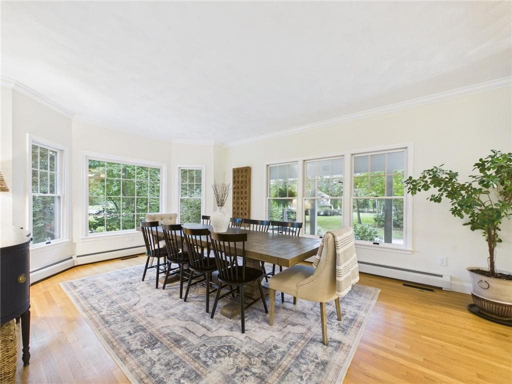 Single Family Residence at 109 Woodridge Drive, North Kingstown, photo 10 of 50
