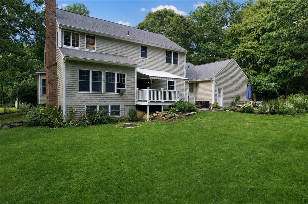 Single Family Residence at 109 Woodridge Drive, North Kingstown, photo 44 of 50