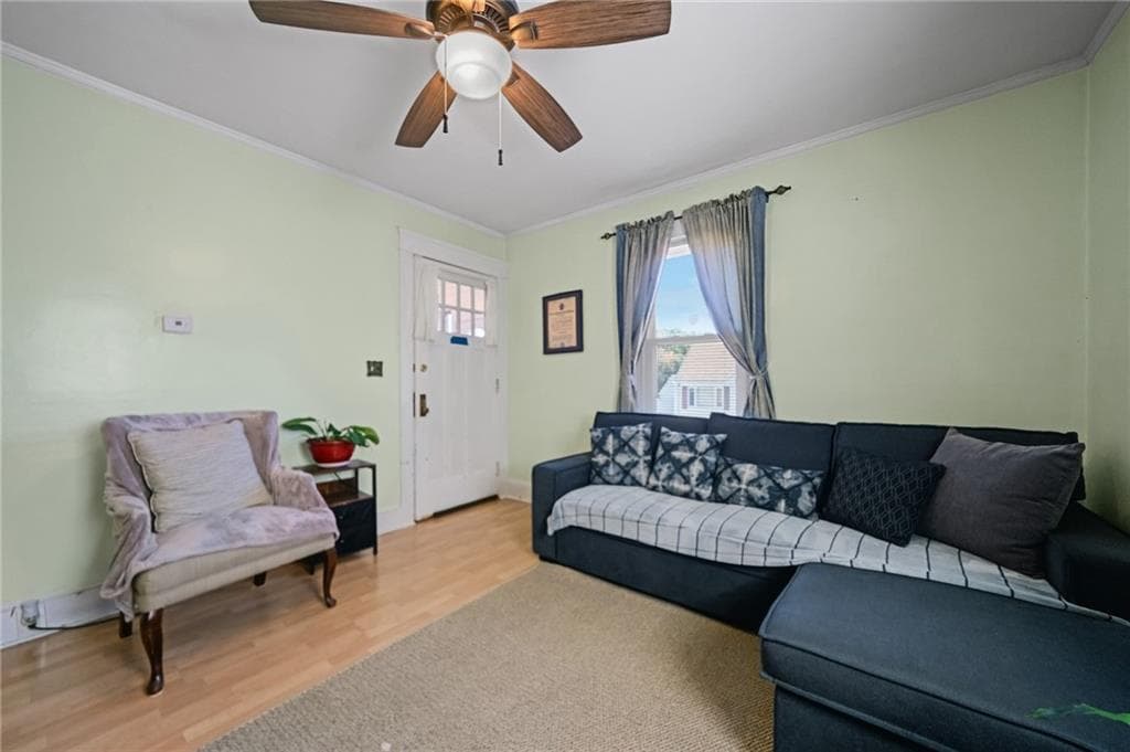 Single Family Residence at 68 Bowlet Street, Providence, photo 12 of 36