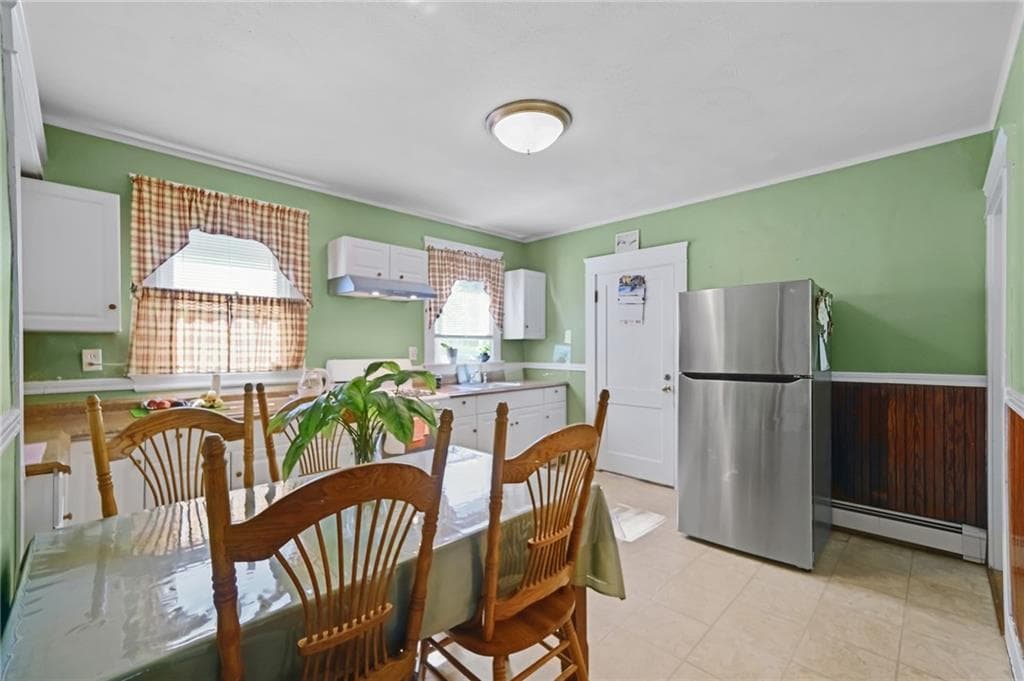 Single Family Residence at 68 Bowlet Street, Providence, photo 9 of 36