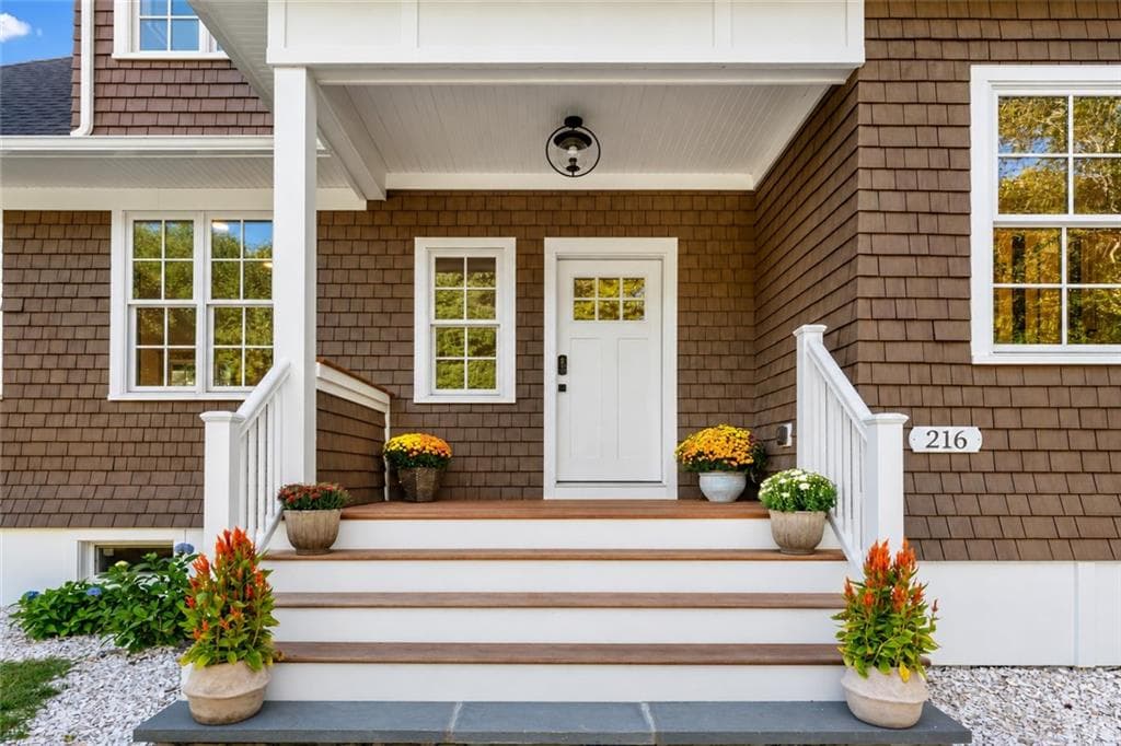 Single Family Residence at 216 Spartina Cove Way, South Kingstown, photo 6 of 50