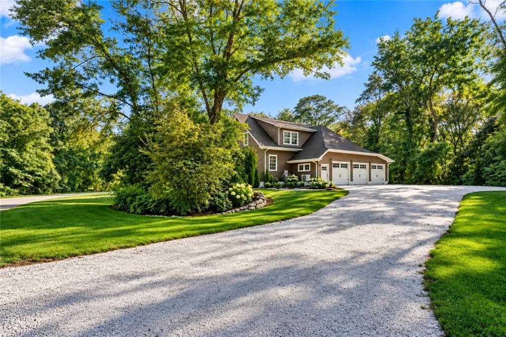 Single Family Residence at 216 Spartina Cove Way, South Kingstown, photo 4 of 50