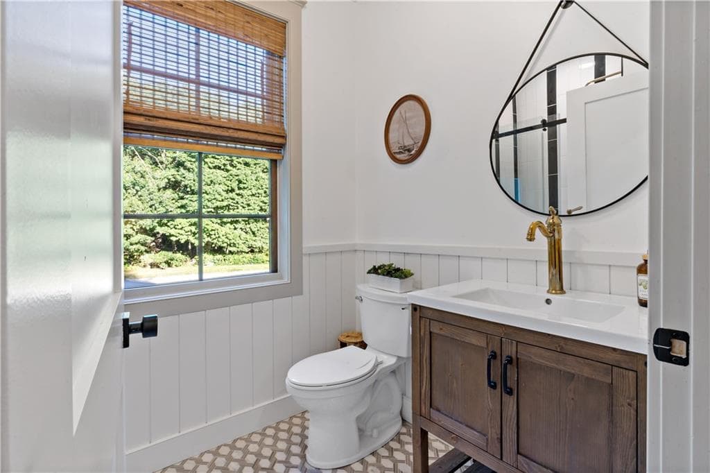 Single Family Residence at 216 Spartina Cove Way, South Kingstown, photo 21 of 50