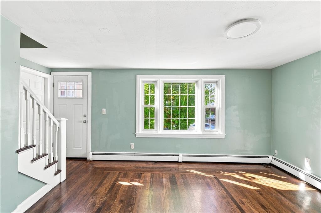 Single Family Residence at 18 Clark Avenue, Pawtucket, photo 7 of 28