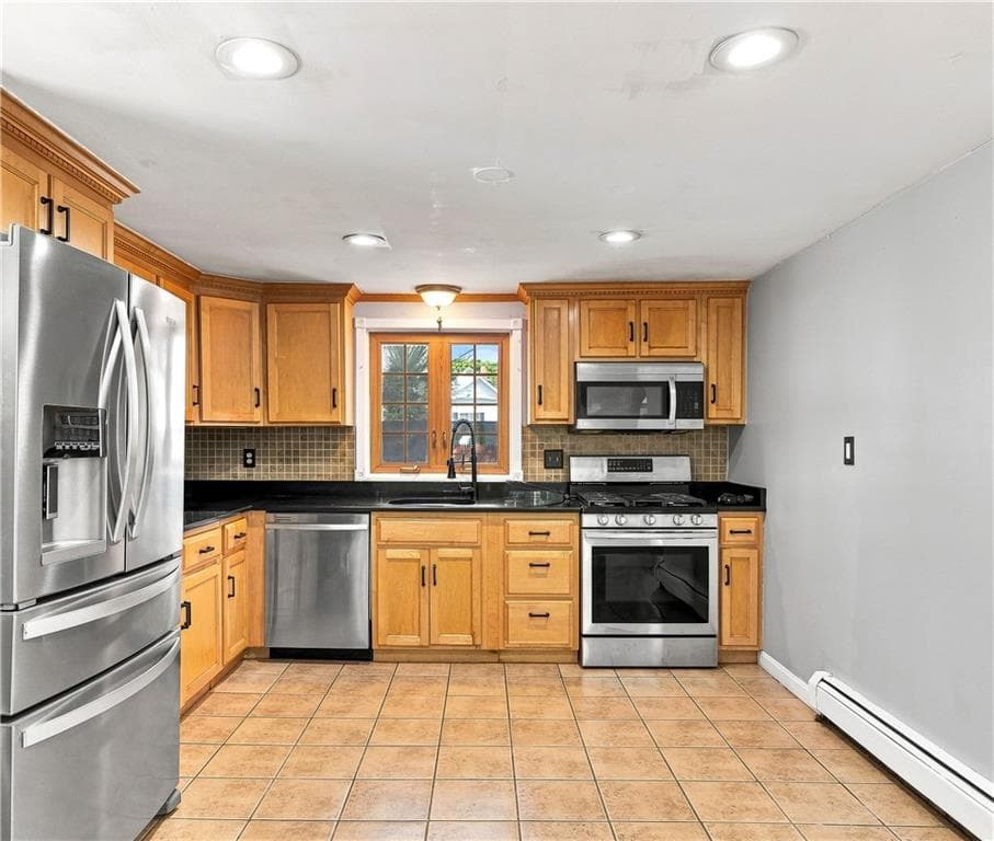 Single Family Residence at 18 Clark Avenue, Pawtucket, photo 11 of 28