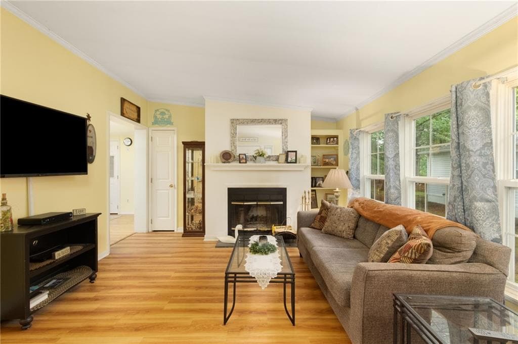 Single Family Residence at 95 Lear Drive, Coventry, photo 6 of 42