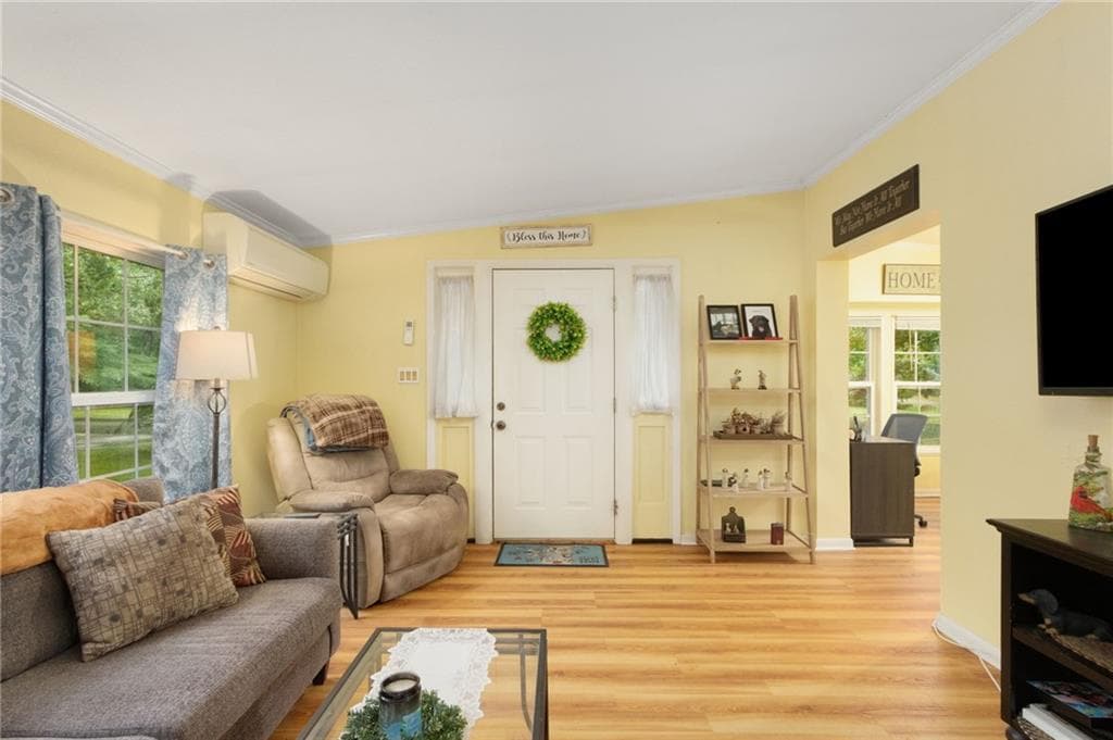 Single Family Residence at 95 Lear Drive, Coventry, photo 9 of 42