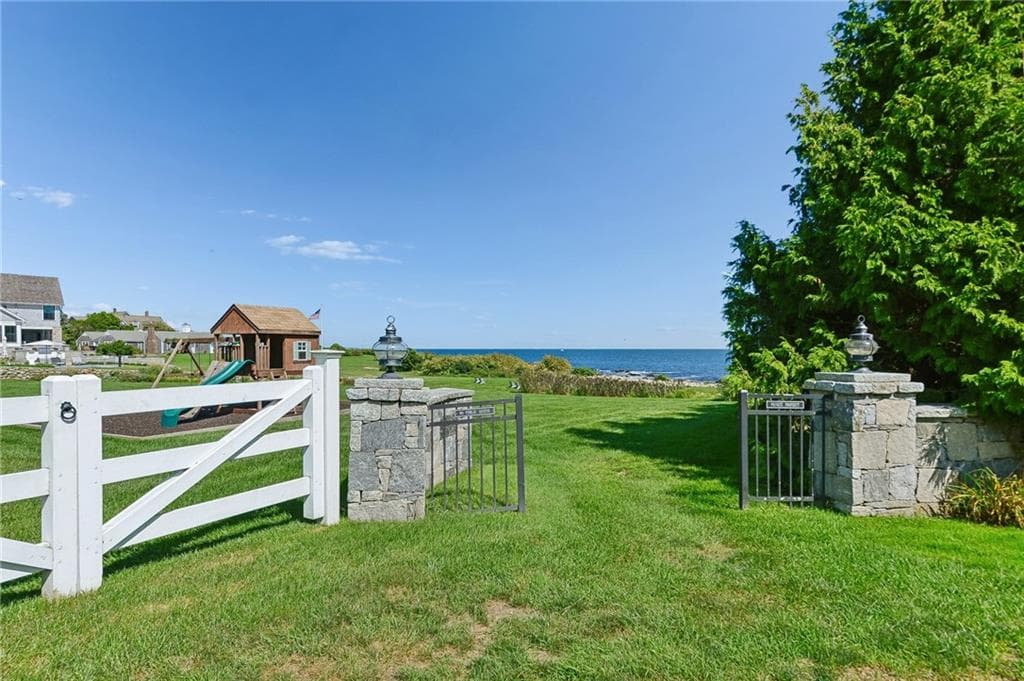 Single Family Residence at 25 Wildfield Farm Road, Narragansett, photo 45 of 50