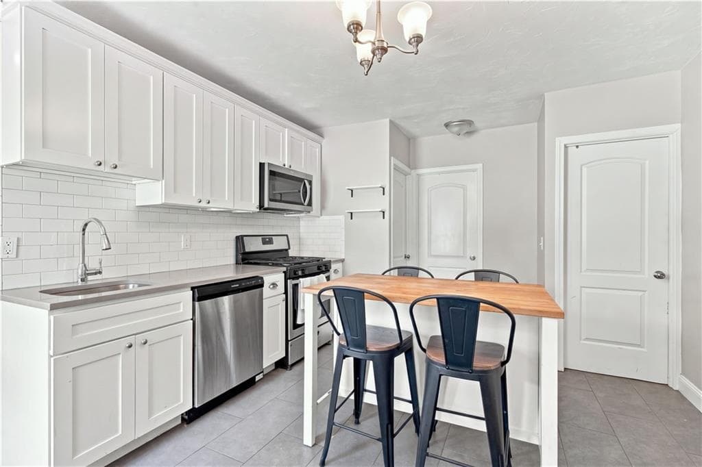 Multi Family at 509 Union Avenue, Providence, photo 12 of 31