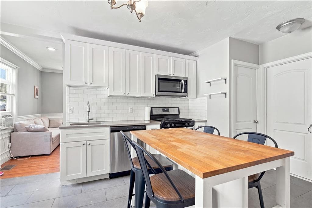 Multi Family at 509 Union Avenue, Providence, photo 14 of 31