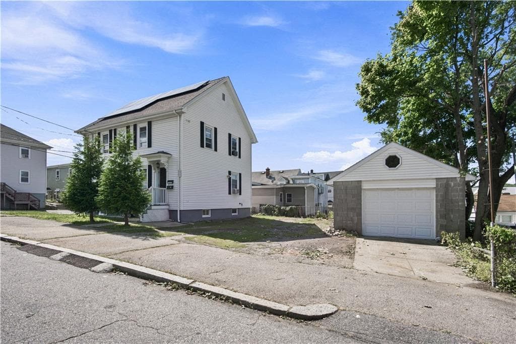 Multi Family at 509 Union Avenue, Providence, photo 4 of 31