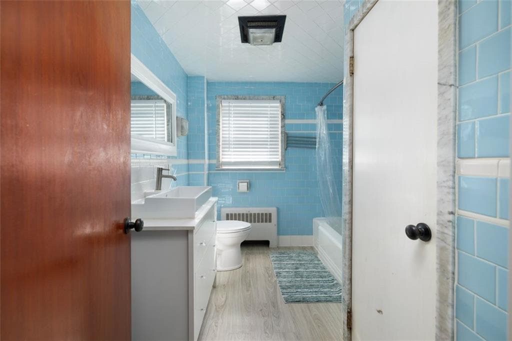 Single Family Residence at 12 Beverly Ann Drive, North Providence, photo 24 of 43