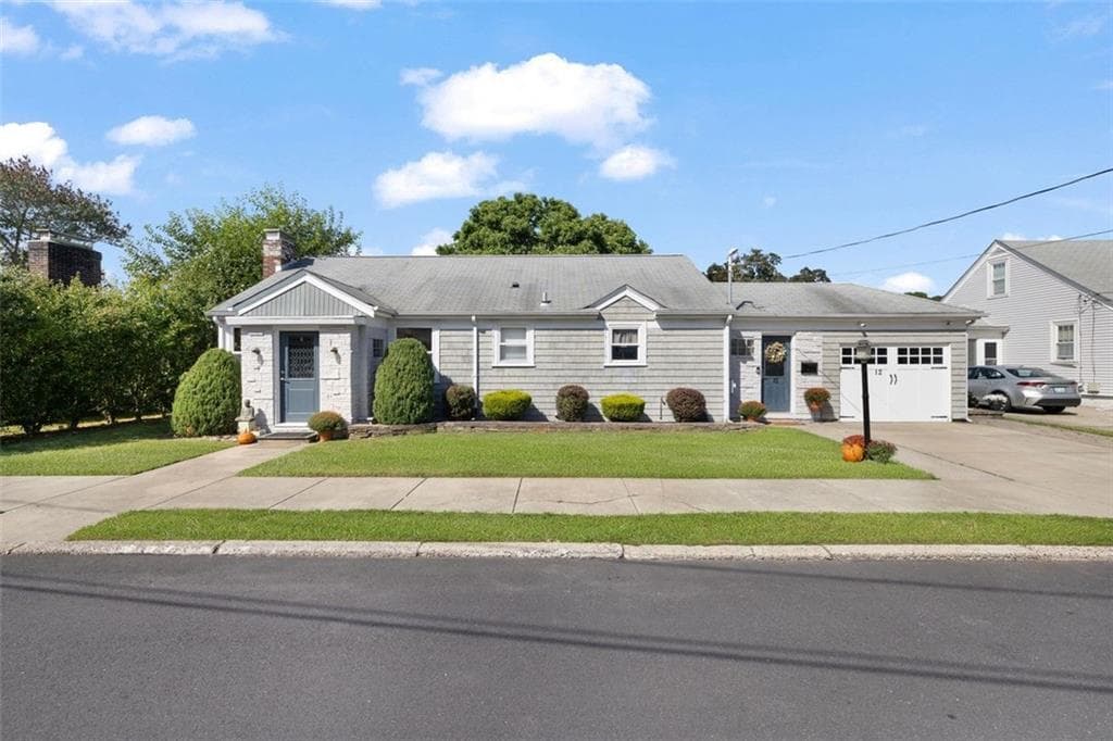 Single Family Residence at 12 Beverly Ann Drive, North Providence, photo 41 of 43