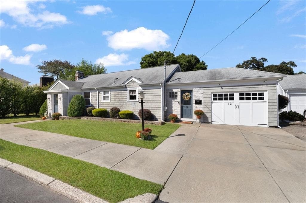 Single Family Residence at 12 Beverly Ann Drive, North Providence, photo 37 of 43