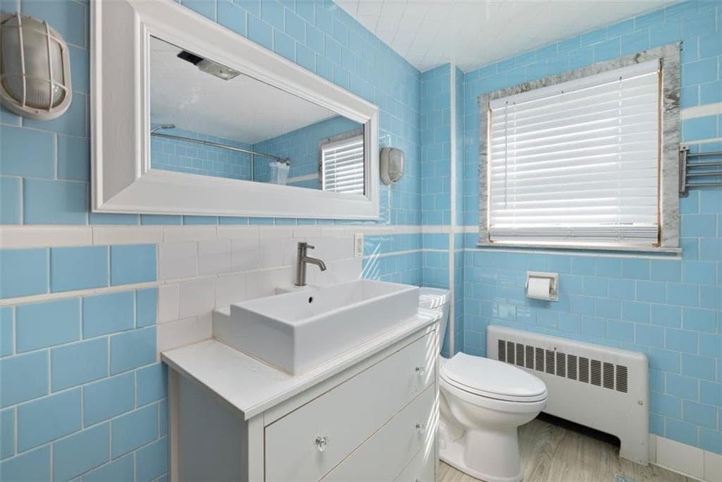 Single Family Residence at 12 Beverly Ann Drive, North Providence, photo 25 of 43