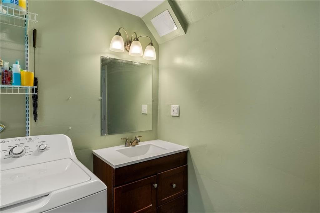 Single Family Residence at 365 Cottrell Road, Tiverton, photo 41 of 50